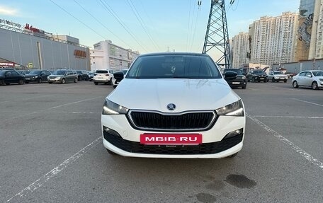 Skoda Rapid II, 2021 год, 1 000 000 рублей, 10 фотография