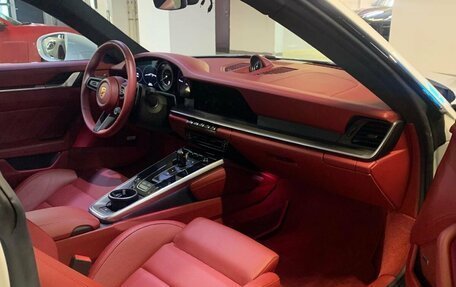 Porsche 911, 2020 год, 22 900 000 рублей, 5 фотография