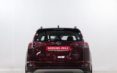 Toyota RAV4, 2017 год, 2 799 000 рублей, 4 фотография