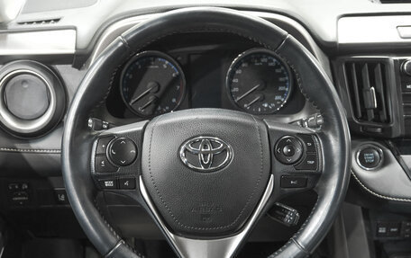 Toyota RAV4, 2017 год, 2 799 000 рублей, 12 фотография