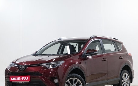 Toyota RAV4, 2017 год, 2 799 000 рублей, 2 фотография