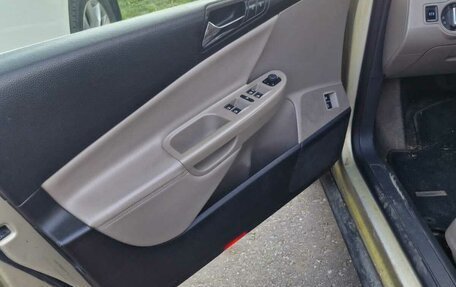 Volkswagen Passat B6, 2007 год, 840 000 рублей, 13 фотография