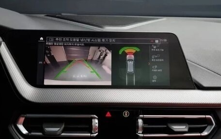 BMW 1 серия, 2022 год, 3 130 000 рублей, 13 фотография