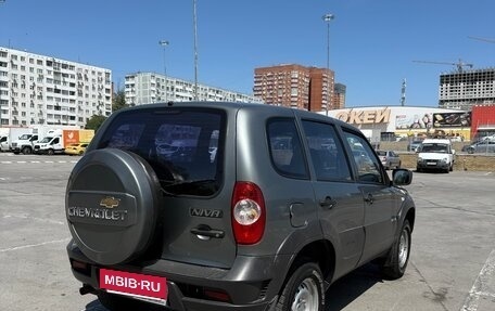 Chevrolet Niva I рестайлинг, 2012 год, 590 000 рублей, 5 фотография