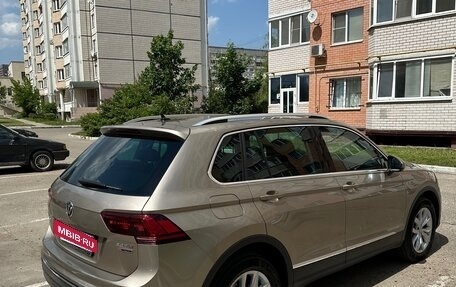 Volkswagen Tiguan II, 2017 год, 2 150 000 рублей, 10 фотография