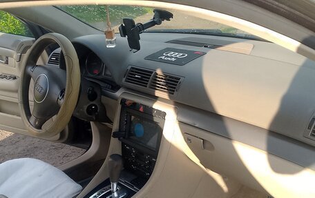 Audi A4, 2002 год, 530 000 рублей, 3 фотография