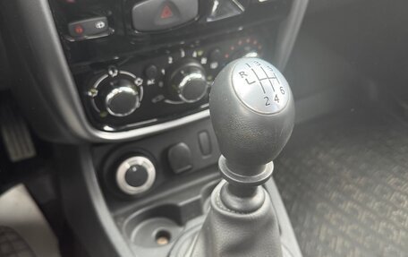 Renault Duster I рестайлинг, 2012 год, 869 000 рублей, 28 фотография