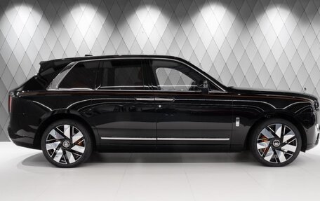 Rolls-Royce Cullinan, 2025 год, 66 500 000 рублей, 3 фотография