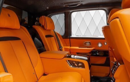 Rolls-Royce Cullinan, 2025 год, 66 500 000 рублей, 15 фотография