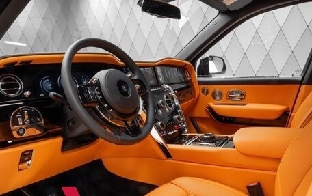 Rolls-Royce Cullinan, 2025 год, 66 500 000 рублей, 12 фотография