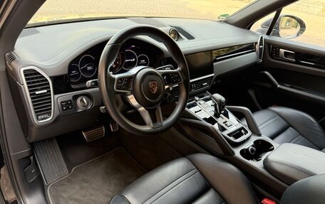 Porsche Cayenne III, 2021 год, 7 830 000 рублей, 2 фотография