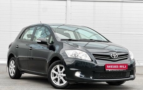 Toyota Auris II, 2011 год, 1 050 000 рублей, 3 фотография