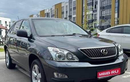 Lexus RX II рестайлинг, 2004 год, 1 990 000 рублей, 1 фотография