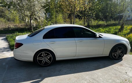 Mercedes-Benz E-Класс, 2018 год, 2 950 000 рублей, 12 фотография