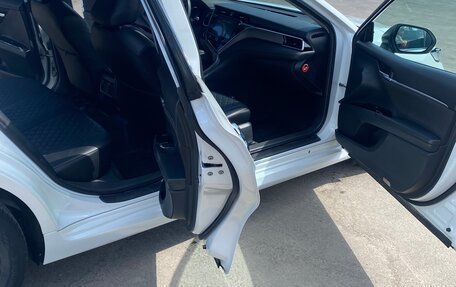 Toyota Camry, 2020 год, 3 200 000 рублей, 14 фотография