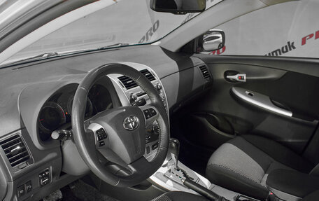 Toyota Corolla, 2011 год, 1 700 000 рублей, 9 фотография