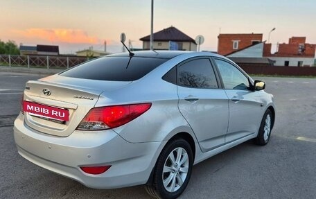 Hyundai Solaris II рестайлинг, 2012 год, 885 000 рублей, 3 фотография