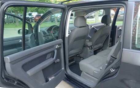 Volkswagen Touran III, 2008 год, 520 000 рублей, 16 фотография
