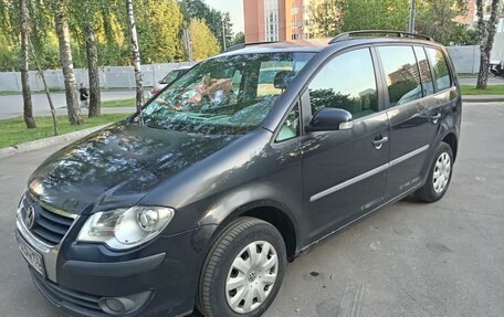 Volkswagen Touran III, 2008 год, 520 000 рублей, 11 фотография