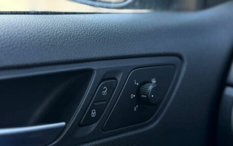 Volkswagen Jetta VI, 2012 год, 1 080 000 рублей, 12 фотография