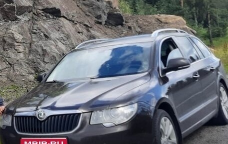 Skoda Superb III рестайлинг, 2011 год, 1 200 000 рублей, 1 фотография