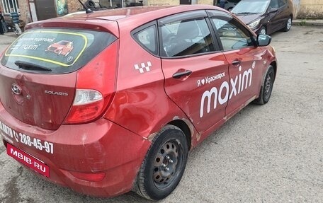 Hyundai Solaris II рестайлинг, 2011 год, 310 000 рублей, 5 фотография