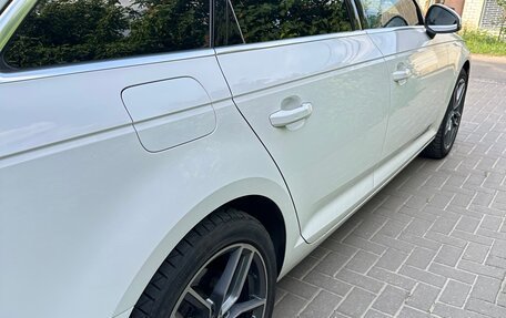 Audi A4, 2017 год, 2 700 000 рублей, 3 фотография