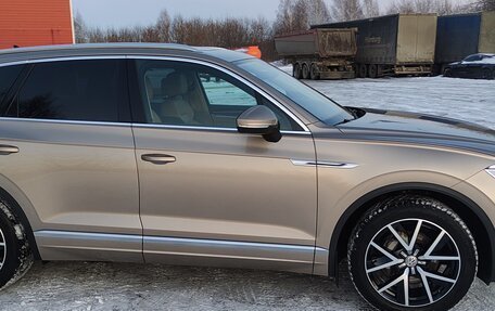 Volkswagen Touareg III, 2019 год, 5 650 000 рублей, 2 фотография