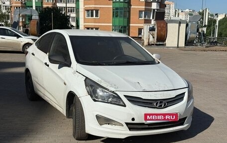 Hyundai Solaris II рестайлинг, 2016 год, 500 000 рублей, 3 фотография
