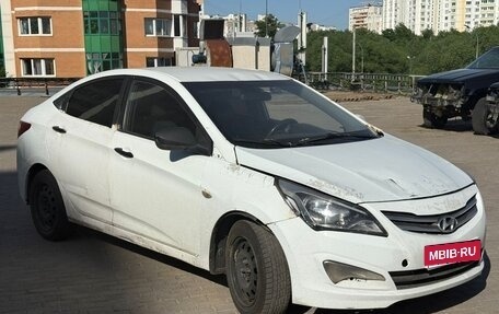Hyundai Solaris II рестайлинг, 2016 год, 500 000 рублей, 4 фотография