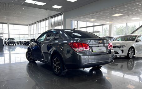 Chevrolet Cruze II, 2010 год, 695 000 рублей, 8 фотография