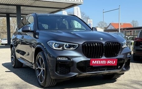 BMW X5, 2021 год, 6 440 000 рублей, 3 фотография