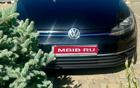 Volkswagen Golf VII, 2019 год, 1 830 000 рублей, 7 фотография