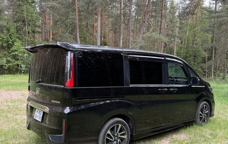 Honda Stepwgn IV, 2019 год, 2 370 000 рублей, 7 фотография