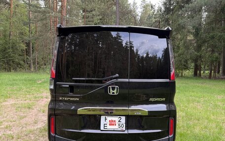 Honda Stepwgn IV, 2019 год, 2 370 000 рублей, 6 фотография