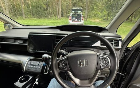 Honda Stepwgn IV, 2019 год, 2 370 000 рублей, 19 фотография