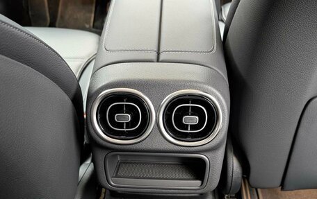 Mercedes-Benz GLC, 2024 год, 8 990 000 рублей, 17 фотография