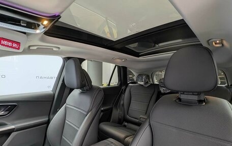 Mercedes-Benz GLC, 2024 год, 8 990 000 рублей, 12 фотография