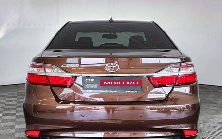 Toyota Camry, 2018 год, 2 349 000 рублей, 7 фотография