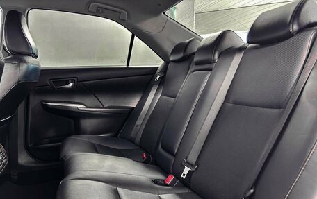Toyota Camry, 2018 год, 2 349 000 рублей, 15 фотография
