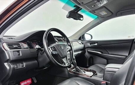 Toyota Camry, 2018 год, 2 349 000 рублей, 20 фотография