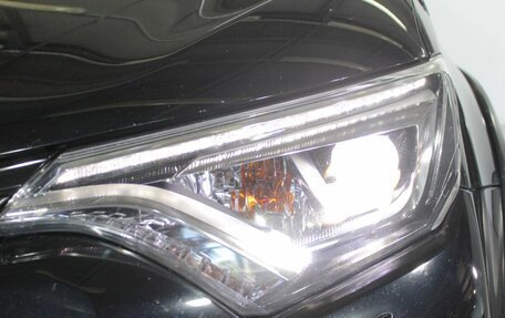 Toyota RAV4, 2018 год, 2 499 000 рублей, 9 фотография