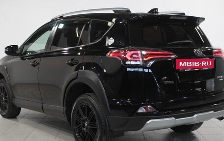 Toyota RAV4, 2018 год, 2 499 000 рублей, 7 фотография
