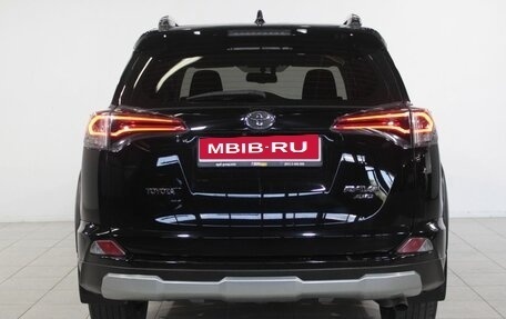 Toyota RAV4, 2018 год, 2 499 000 рублей, 6 фотография