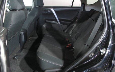 Toyota RAV4, 2018 год, 2 499 000 рублей, 18 фотография