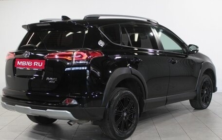 Toyota RAV4, 2018 год, 2 499 000 рублей, 5 фотография