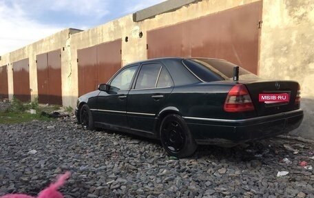 Mercedes-Benz E-Класс, 1993 год, 180 000 рублей, 3 фотография