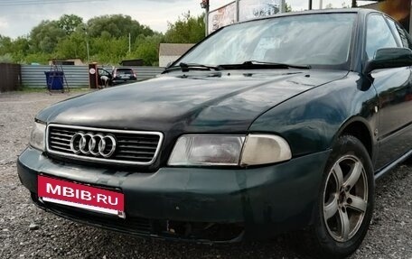Audi A4, 1996 год, 200 000 рублей, 4 фотография