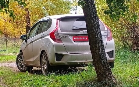 Honda Fit III, 2013 год, 900 000 рублей, 1 фотография