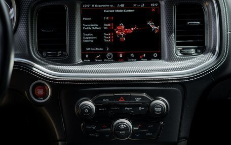 Dodge Charger, 2022 год, 9 150 000 рублей, 15 фотография